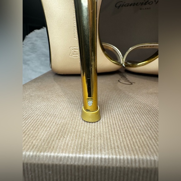 Gianvito Rossi Metallic Gold Heels - Picture 15 of 16
